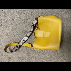 Mustard Yellow Purse Like New